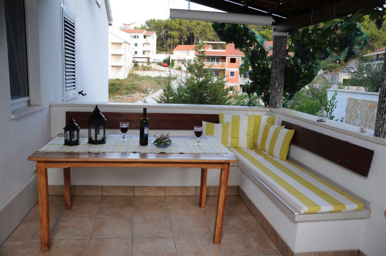 Villa Delfin Sutivan Esterno foto