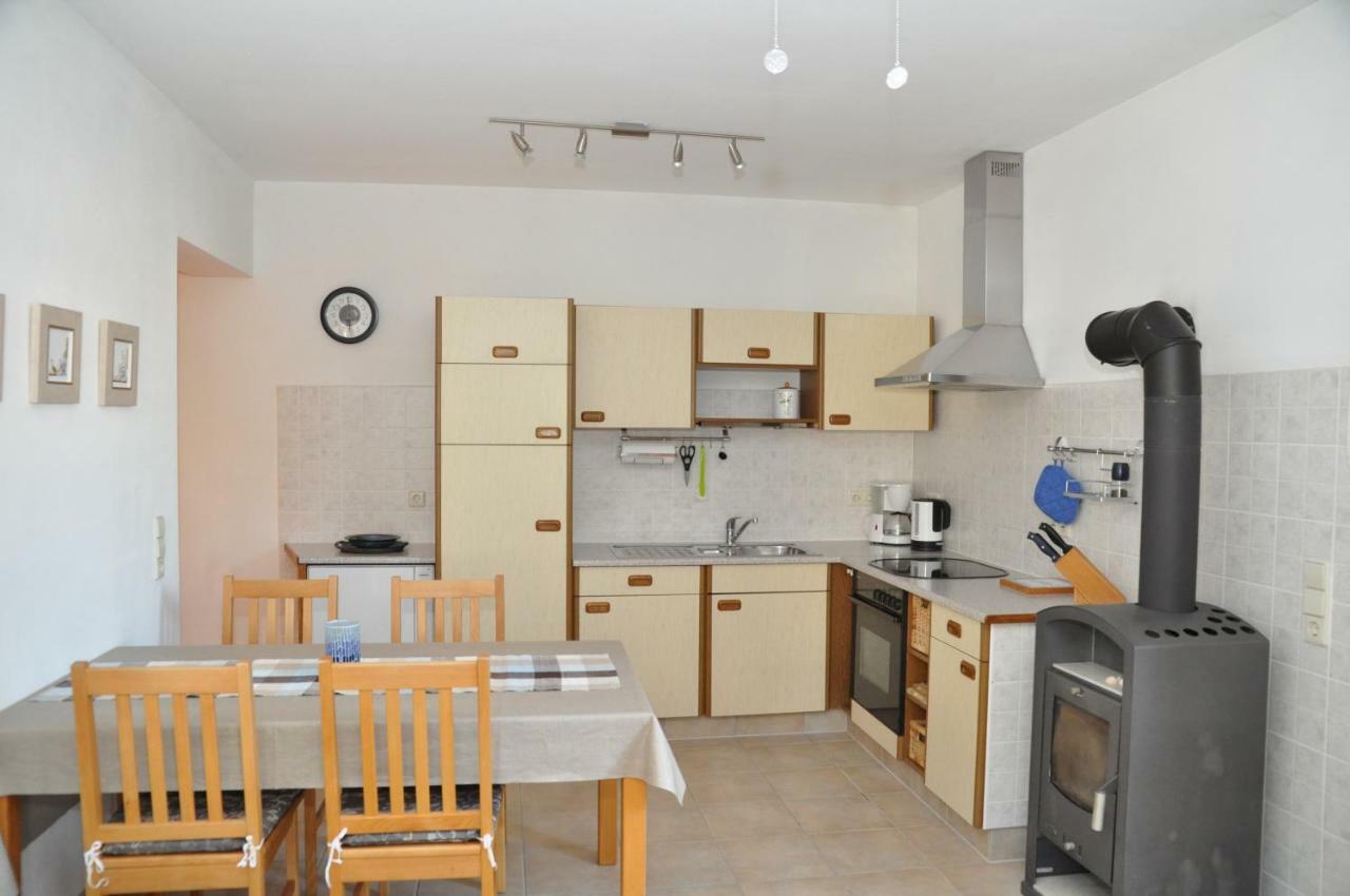 Villa Delfin Sutivan Esterno foto
