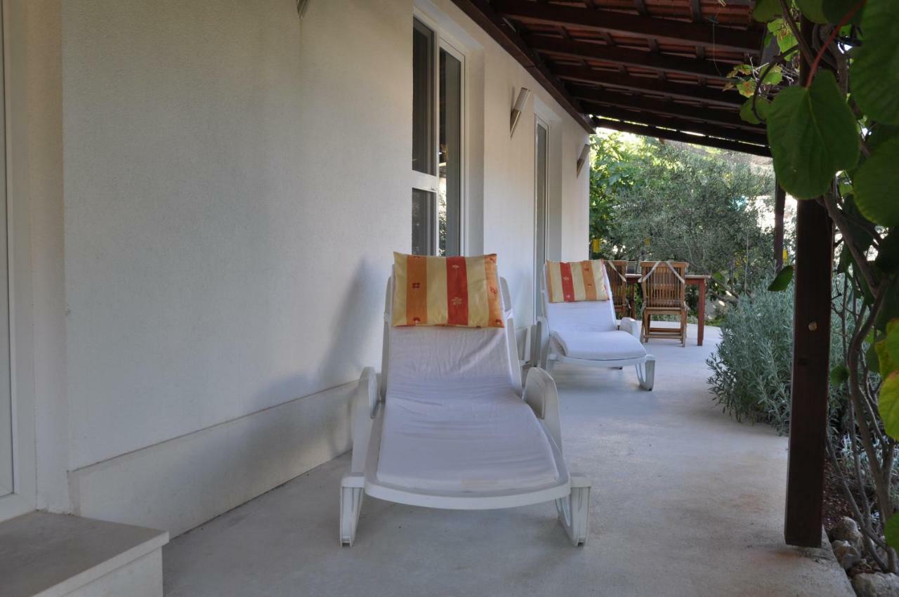 Villa Delfin Sutivan Esterno foto