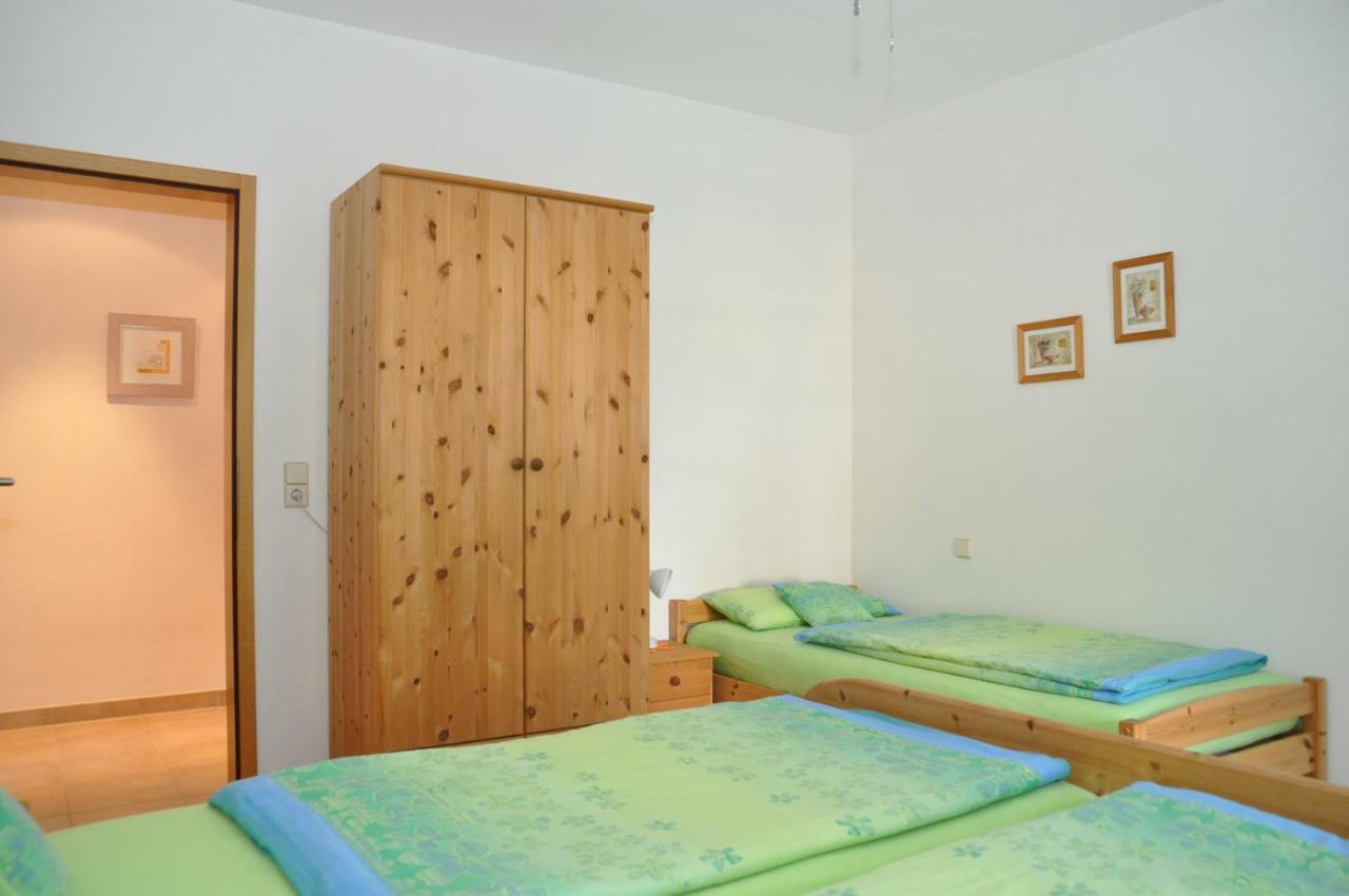 Villa Delfin Sutivan Esterno foto